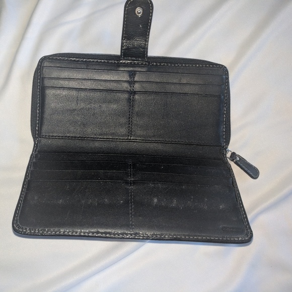 Coach purse & Wallet - Picture 2 of 7